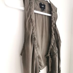 H&M vest